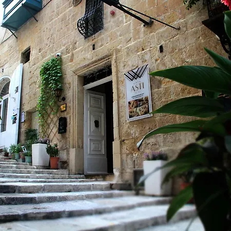Casa Asti Inn 3*